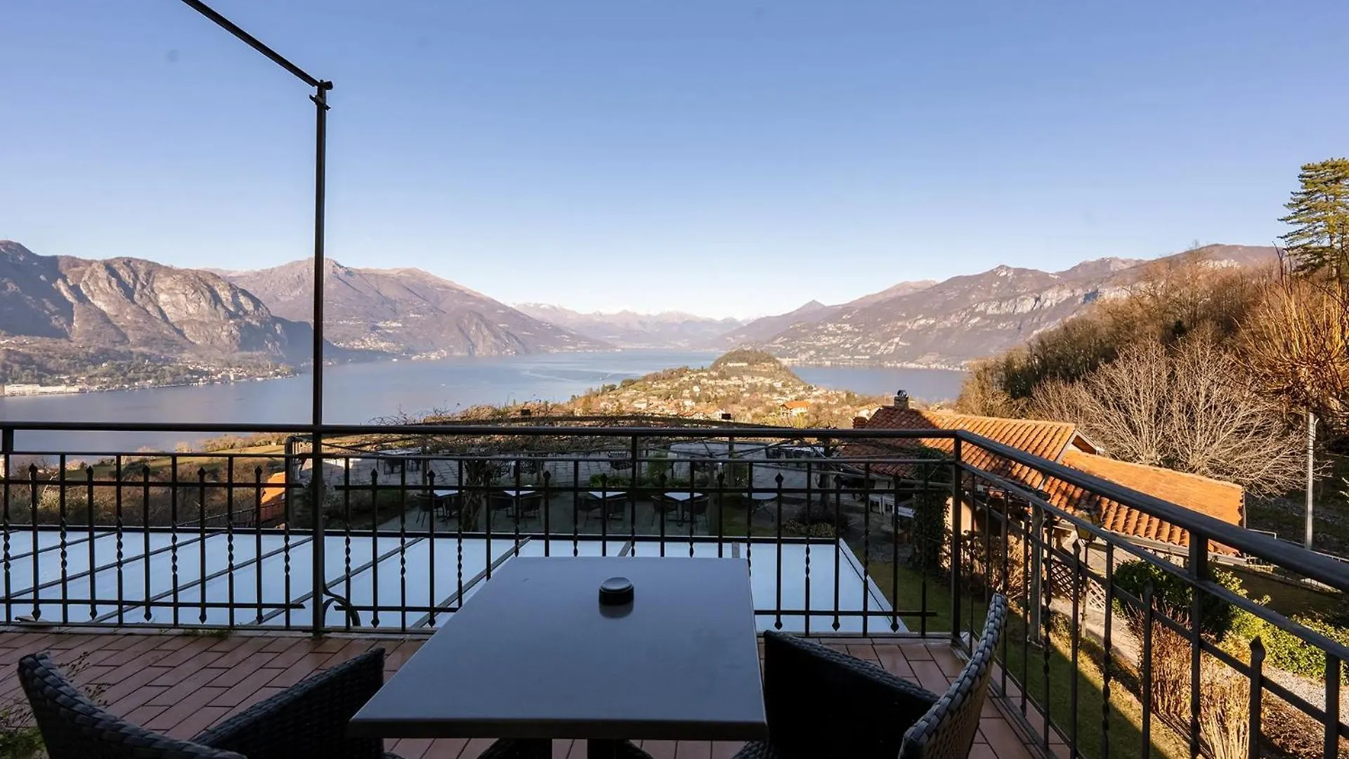 Hotel Il Perlo Bellagio 3*,  Italy