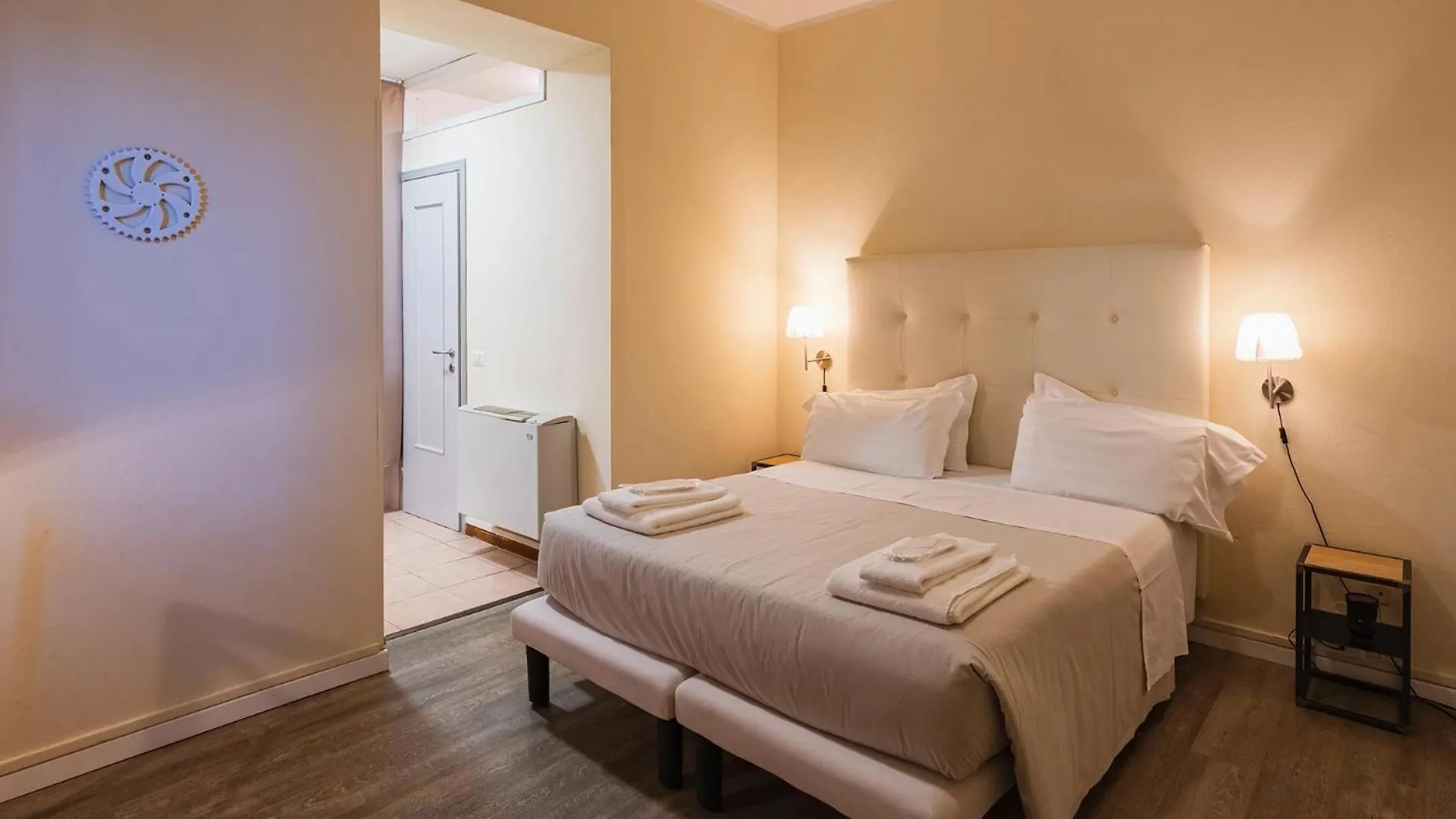 Hotel Il Perlo Bellagio 3*,  Italy